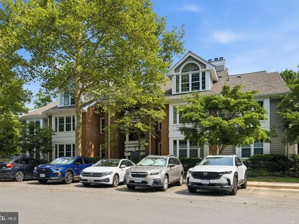 11200 Beaver Trail Ct #11200, Reston, VA 20191