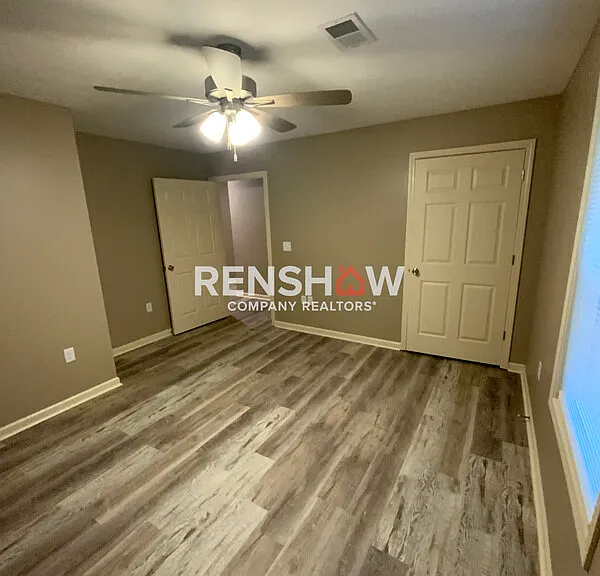 732 Tucker St — Photo 12