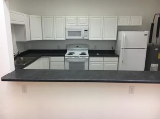 208 Center St #9, Wimbledon, ND 58492