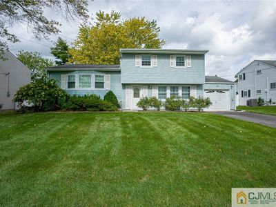 1667 Axel Ave, North Brunswick, NJ, 08902