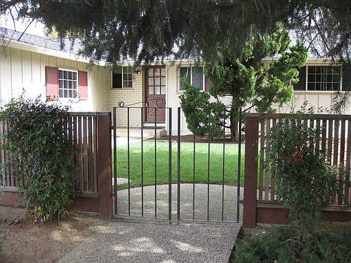 1st image of 4492 Brunswick Ave