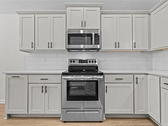 4th image of 4181 W Barhem Dr