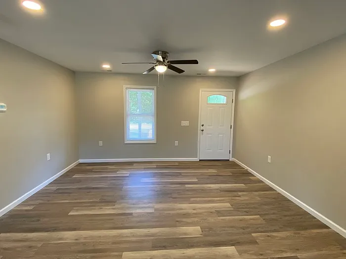 133 W Main Dr — Photo 3