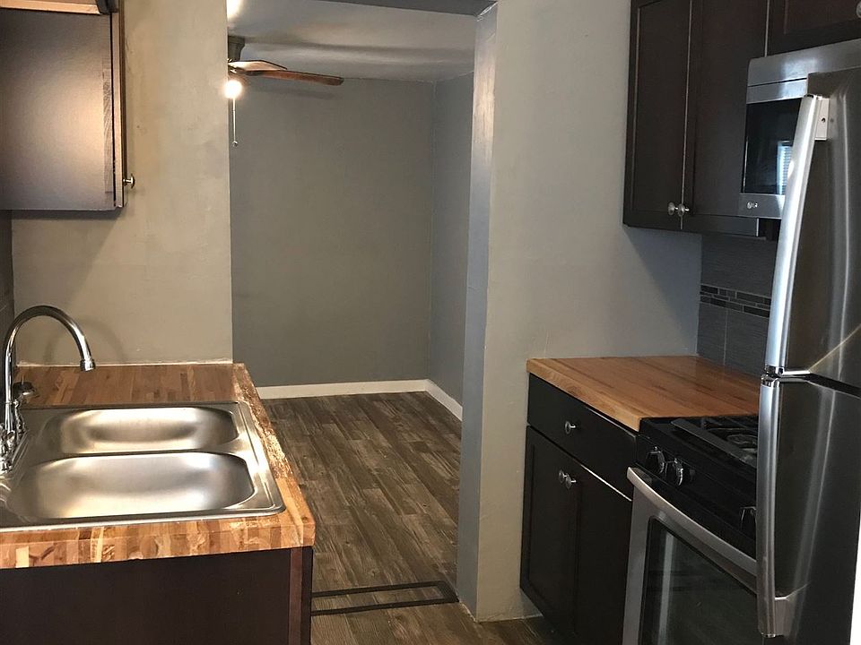 1st image of 827 W Rosewood Ave APT 3