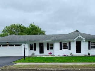 1080 Hope St, Bristol, RI 02809