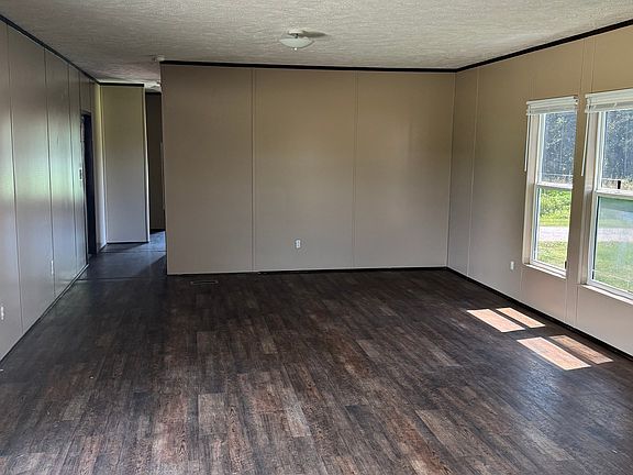 4th image of 15814 Yam Rd