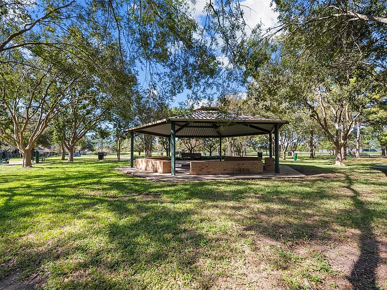 14603 Sanour Dr — Photo 41