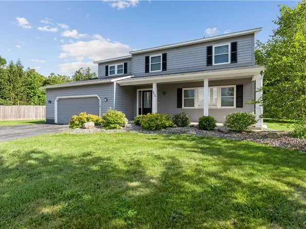 4874 Citadel Cv, Syracuse, NY 13215