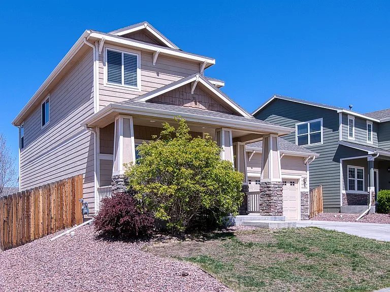 8265 Hardwood Cir — Photo 3