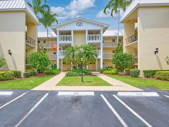 12 Colonial Club Drive #202, Boynton Beach, FL 33435