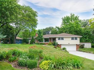1399 Cummings Ln, Arden Hills, MN 55112