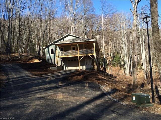 1st image of 110 Loafer Ln W