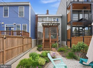 1363 Perry Pl NW, Washington, DC 20010