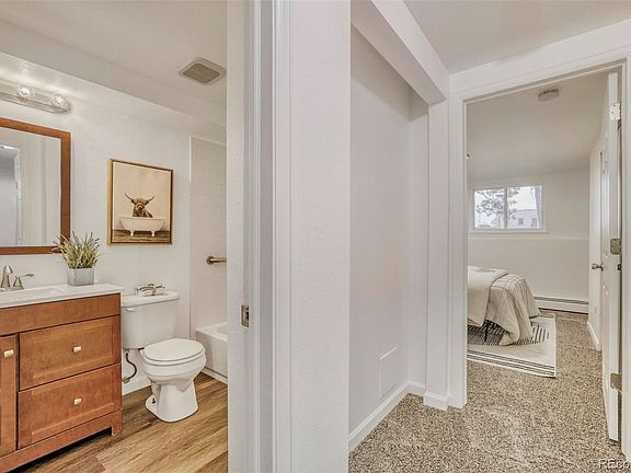 4th image of 2190 S Holly Street #112
