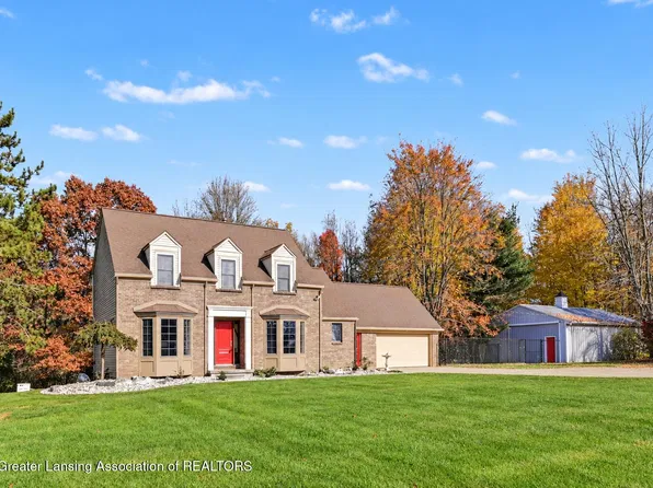 10450 Corcoran Rd, Haslett, MI 48840