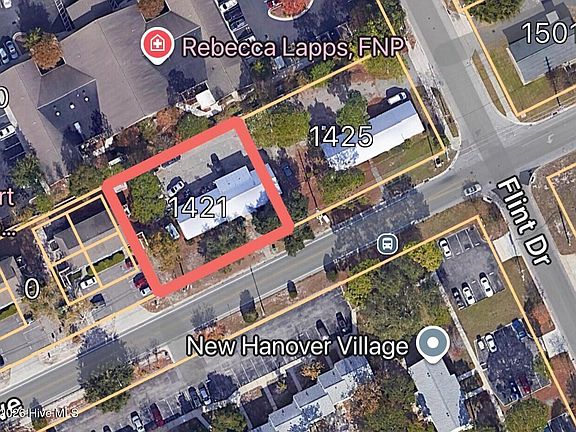 4th image of 1421 -1425 Wellington Avenue