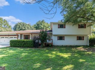 1608 Drakes Dr, Jonesboro, GA 30236