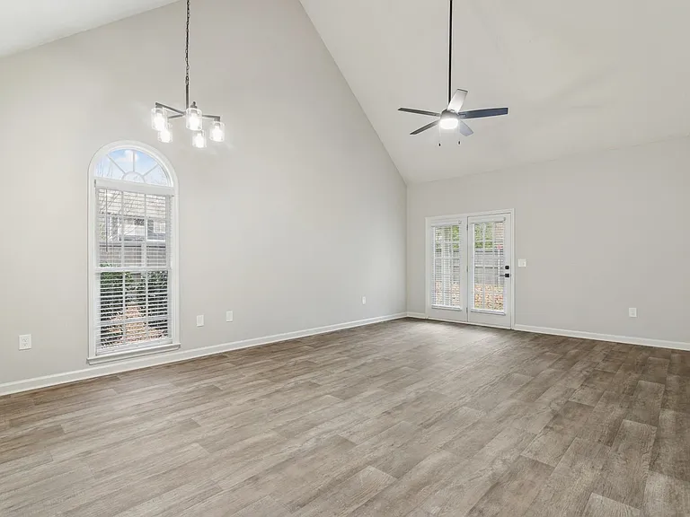 Grand Reserve Columbus — Photo 33