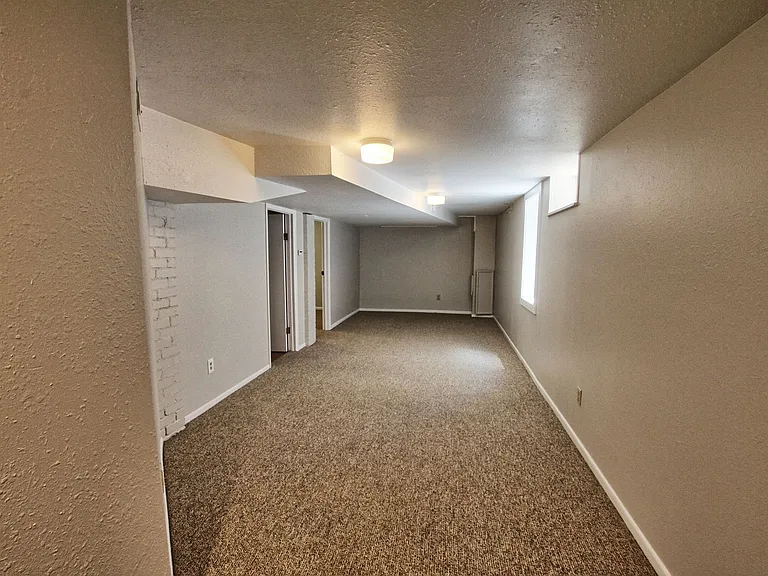 505 S Gaylord St — Photo 12