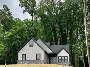 2808 Spring Valley Rd, Lancaster, PA 17601
