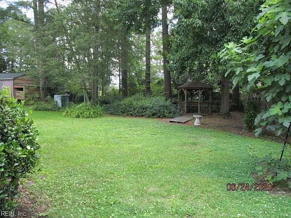 5th image of 119 Mann Dr