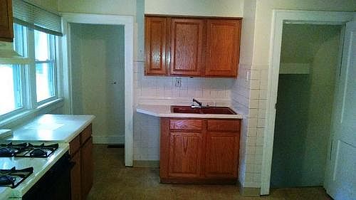 5th image of 1202 Lincoln Ave