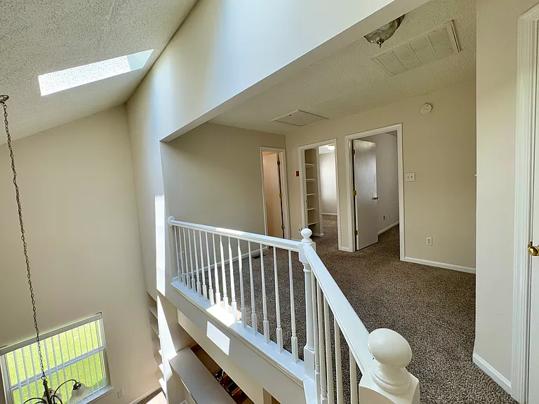 3210 Forest Green Dr — Photo 7