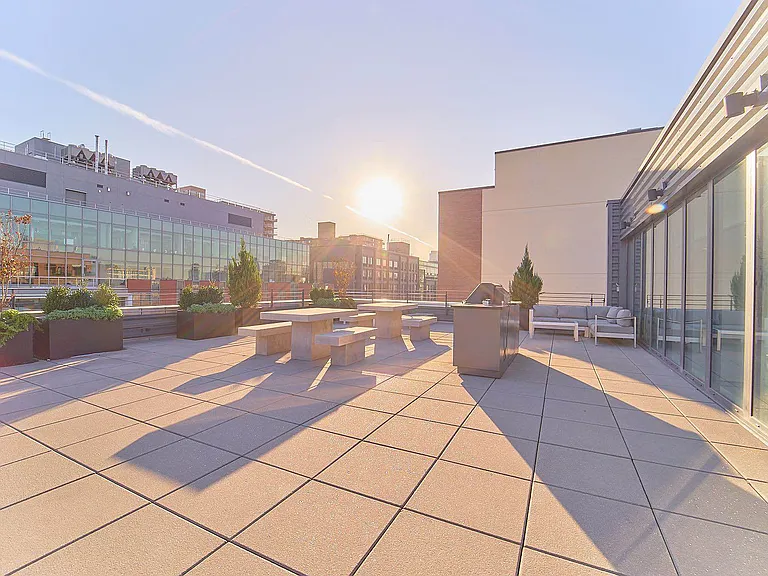 531 Myrtle Ave #4B — Photo 8