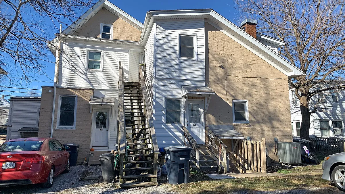 Building Photo - 330 N High St #202