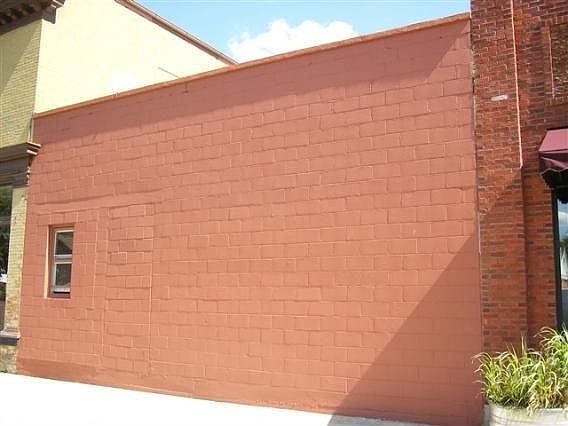 2nd image of 152 N Dickason Blvd