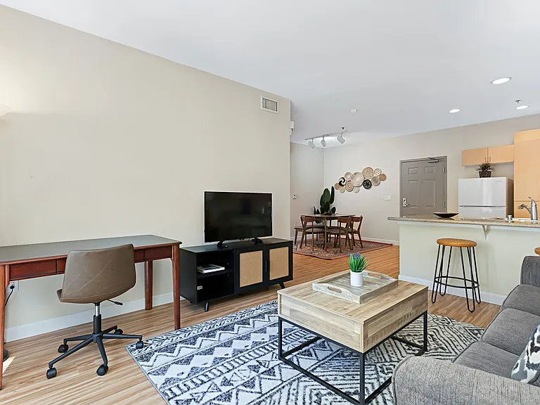 1501 Front St #431 — Photo 14