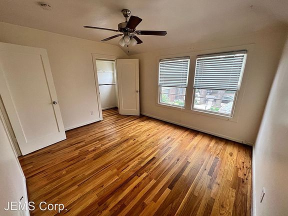 5th image of 1210 NE Hancock St APT E