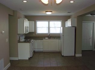 1624 Pierre St, Manhattan, KS 66502