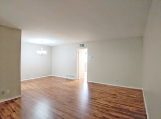 170 S Madison Ave APT 10, Pasadena, CA 91101