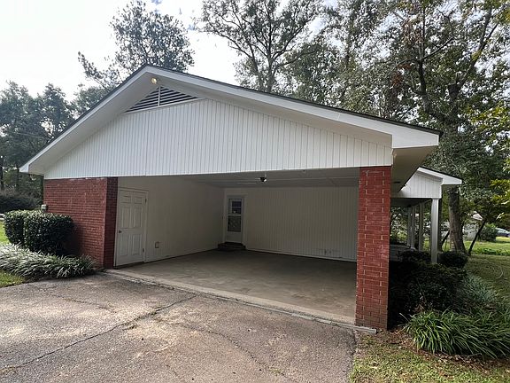 4th image of 217 Brookwood Dr