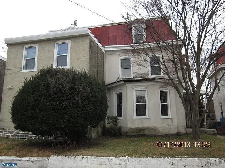 1st image of 119 W Duval St