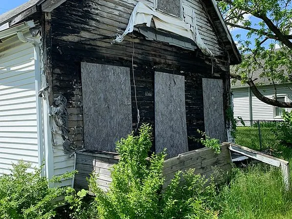 1419 W Factory Ave, Marion, IN 46952
