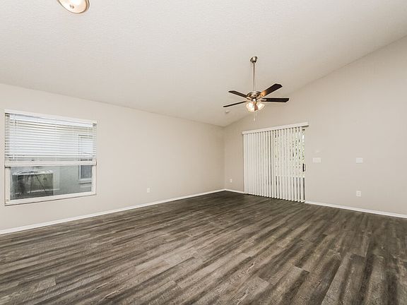 4th image of 1807 Palmetto Pine Ln