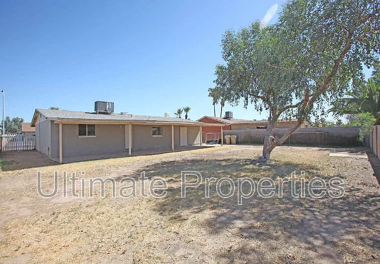 6755 W Montebello Ave — Photo 20