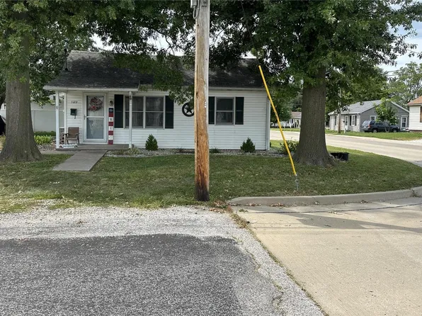 1122 Sumner St, Jerseyville, IL 62052