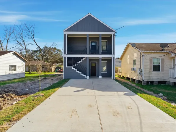 9722 Tuffly St, Houston, TX 77029