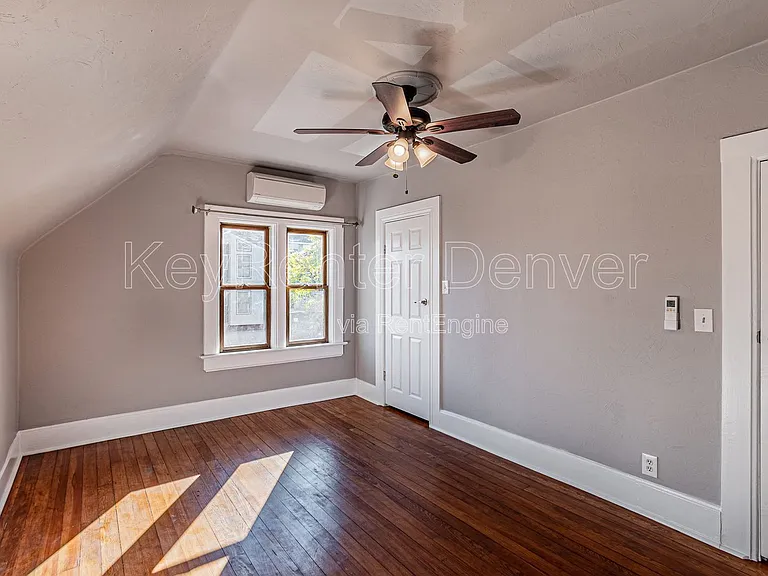 2105 W 31st Ave — Photo 28