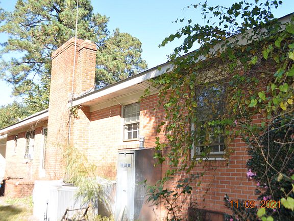 2nd image of 1371 Woodland Dr