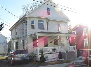 10 Newport Ave, Newport, RI 02840