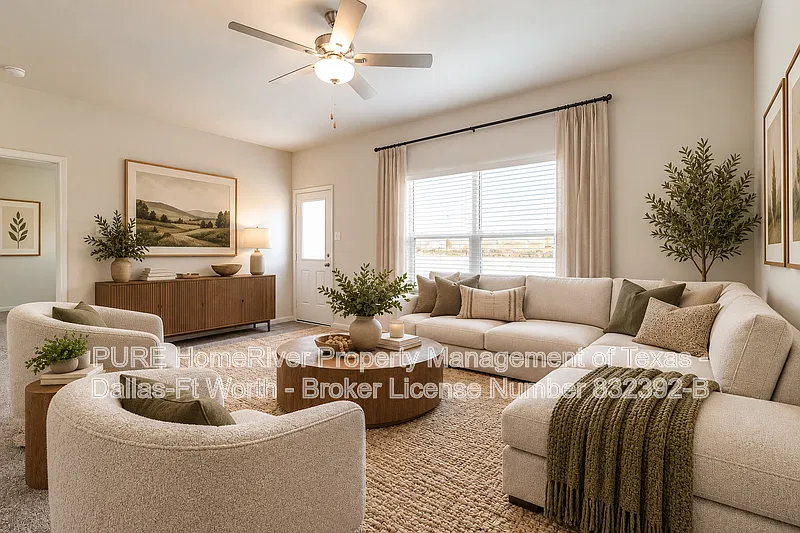 5 bed, 2.5 bath, 2733 sqft, $2,695 — Photo 2