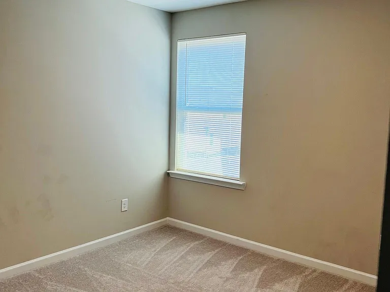 4307 Waxwing St — Photo 16