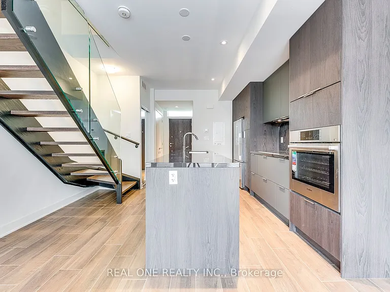 42 Sonic Way — Photo 15