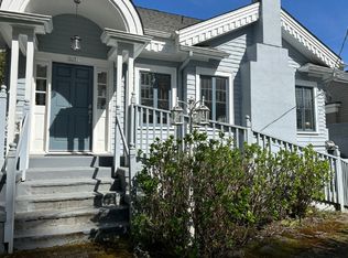 2518 E Calhoun St, Seattle, WA 98112