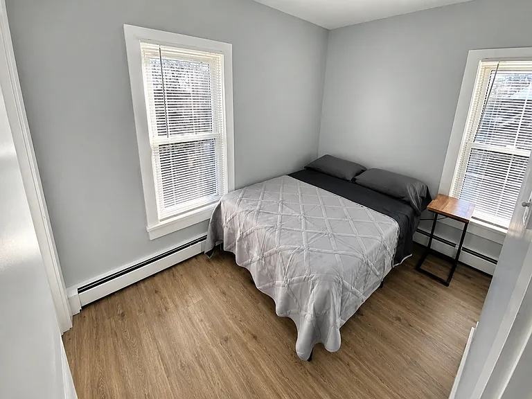14-16 E North St #14 — Photo 11
