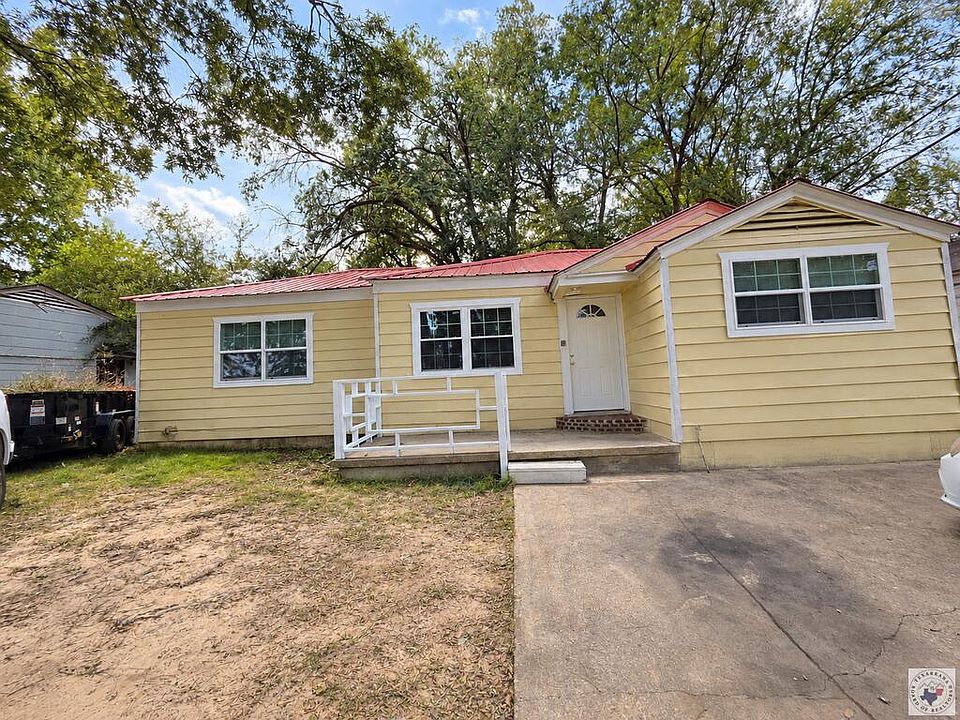 1st image of 912 Guam St